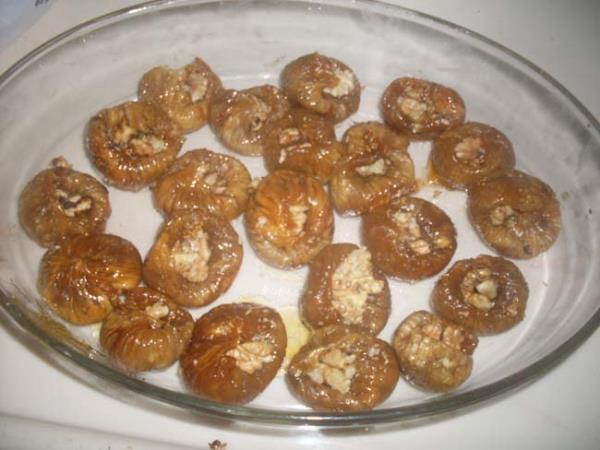 Amerikan Diyabet Kurumu'na gre insanlar gnde 25 ile 50 gr. arasnda lif (posa) tketmeliler. Ulusal Bilim Akademisi'ne gre ise, yaa ve cinsiyete bal olarak bu miktar 21 ile 38 gr. arasnda belirlemitir. Harvard niversitesi tarafndan yaplan bir aratrma, diyetinde yksek miktarda lif tketen erkeklerin (yaklak gnde 29 gr.) az lif tketenlere kyasla kalp krizi riskinin yzde krk orannda dtn gstermitir.