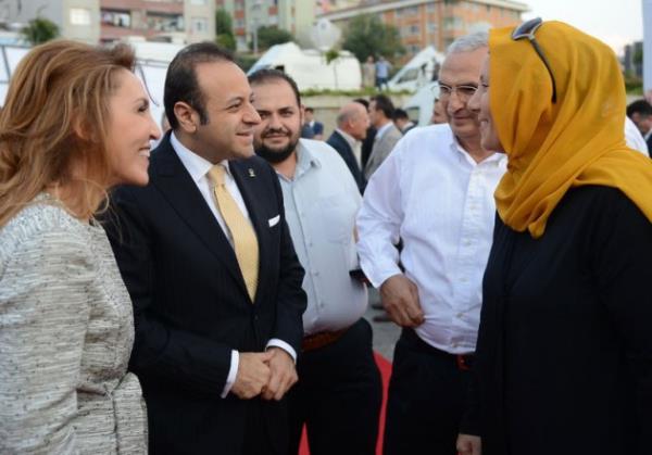 Ak Parti'nin iftarna nl akn