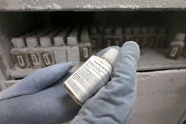 Dondurarak saklama uzman: Bu konunun uzmanlar nmzdeki yllarda organlar ve dokular da dondurup saklayp daha sonra kullanma hazr hale getirebilecek. Gnmzde embriyolarn dondurulup tp bebek iin kullanlmasnda bu uzmanlar grev yapyor.