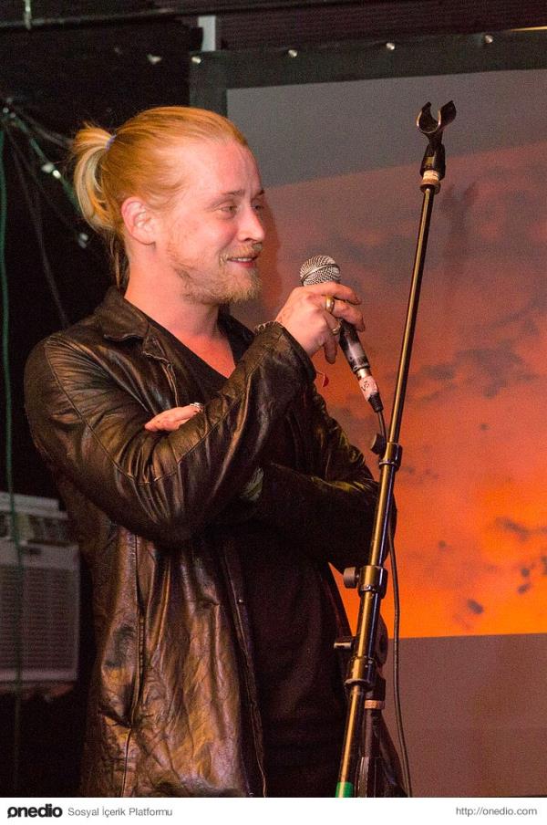 10. Macaulay Culkin'nin felein emberinden gemi hali...
