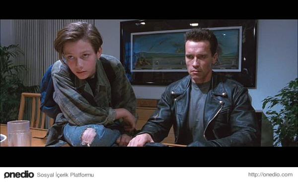 27. Terminatr :2'de John Connor (1991)