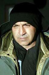 PARAMIZI ALAMADIK DYE DAVA ATILAR<br>  Gneydou'da grevlendirilen yzba ve komutasndaki 39 askerin hikayesinin anlatld, izlenme rekorlar kran "Nefes" filminin ynetmeni Levent Semerci de davalk oldu.