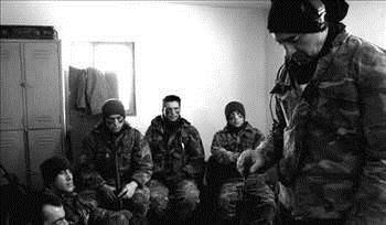 Filmin 9 alan, Fida Film ile Ynetmen Levent Semerci'nin sahibi olduu Creavidi Film'in cret ve dier hakedilerini demediini belirterek Sinema Emekileri Sendikas'na bavurdu.