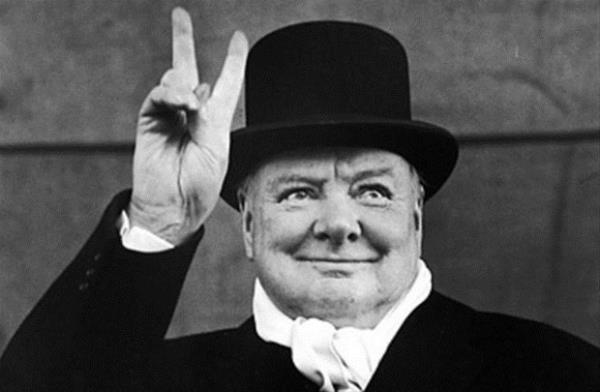 - "Maalesef o gece baka bir yere sz verdiim iin oyununuzu seyretmeye gelemeyeceim.