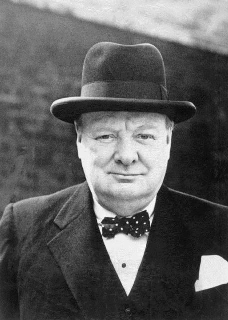 - "Eer, karnz olsaydm, kahvenizin iine zehir kartrrdm." Churchill, olduka sakin kadna dner ve laf yaptrr: