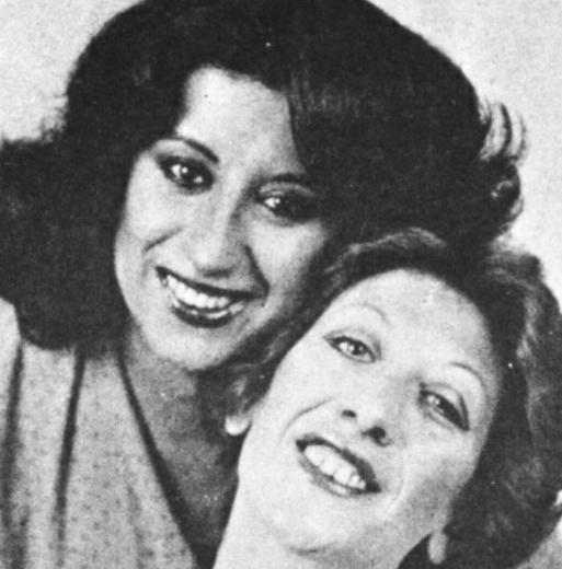 2-3 ya farklar ya var ya yok!..1970'li yllarda balayan kariyerleri ve baarl performanslar Ertem Eilmez ve Arzu film ekibinin ilgisine sebep olur!..Hepsi birbirinden deerli birok film de beraber alma imkan bulurlar!..O dostluklar, retiler sanat kiiliklerine ve proje seimlerindeki isabetli kararlarna kadar bir ok imkan salar hem onlara hem Arzu Film'e!..