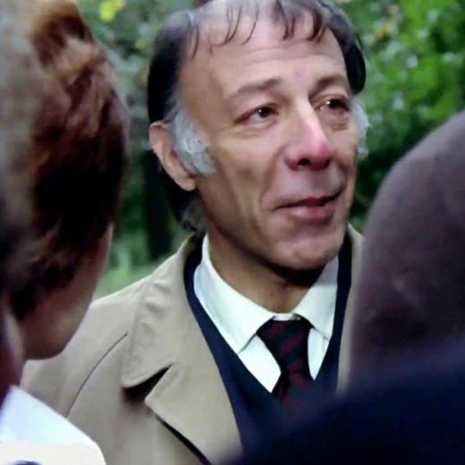 Tm retmenlerimizin retmenler gnn kutlar, ellerinden periz!.