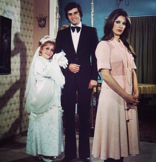 Aaa!..Ne kt.  <br>  "Ah Nerede"... ok seveni var bu filmin..Bir sr de kare kt ama Adile abla ok komik grnyor burada!.. Allah rahmet eylesin.