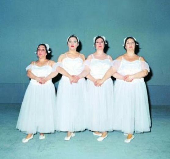 Adile Nait-Asuman Arsan-Ayten Erman-Belks Dilligil.. 1980 Hisseli Harikalar Kumpanyas..