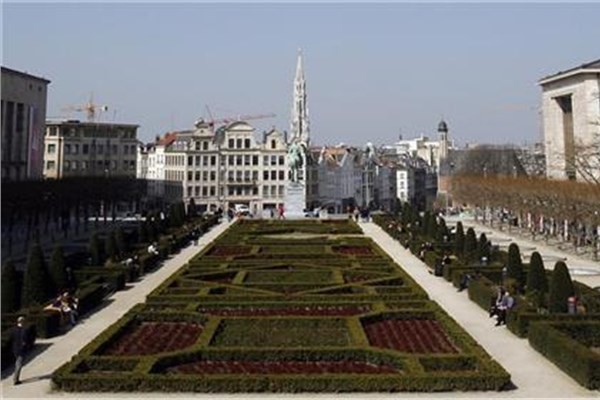 10-Belika lkenin milli geliri 484 milyar dolar. Borcun milli gelire oran yzde 99.