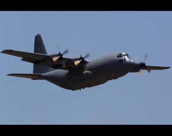 lm ile Stres Arasndaki Ba Deneyi: 1960'larda 10 askeri tayan bir uakta "Motorumuz bozuldu, ini takmlarmz da almyor. Okyanusa acil ini yapacaz" anonsu yapld.Ardndan son anlarn yaadklarn dnen askerlere "ordunun lmlerinde kusuru olmadn" ilan eden bir sigorta formunu doldurmalar istendi. Askerlerin tamam formu doldurdu. Deneydeki ama stres ynetimiydi.