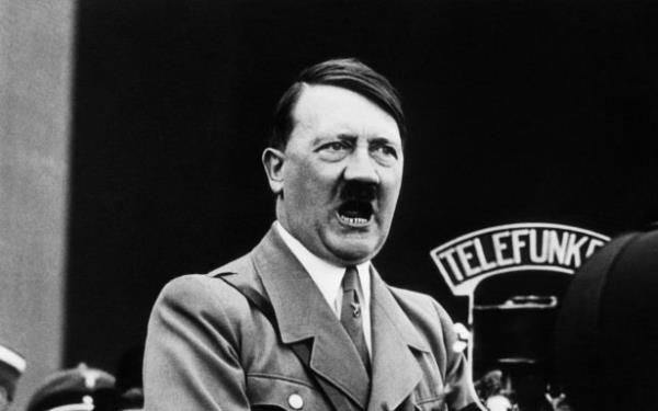 `Cesedimi Ruslar`n eline asla vermemelisiniz, beni Moskova`da heykel yaparlar.`` - Adolf Hitler