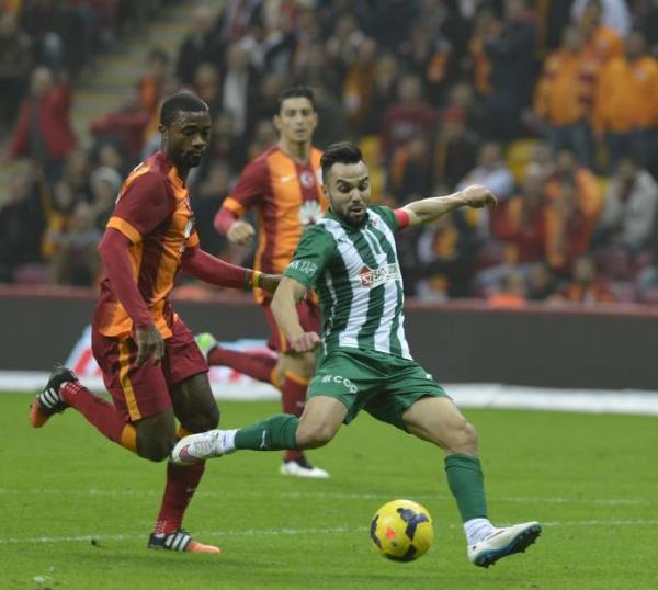 #matsever &#8207;@hsndmrcn1989 Galatasaray a acilen az kullanlmI defans lazm. Yolgeen hanndan farksz uanda