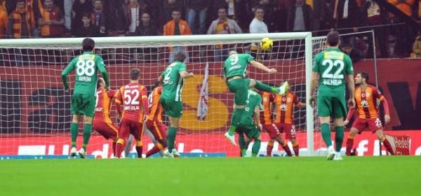 Kristiyano Ronaldo &#8207;@apaci__ronaldo Galatasaray - Bursaspor ma bu sezonun en gzel ma oldu.
