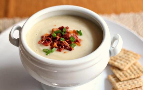 orba  <br>  orbalar su ierdiklerinden dolay ve midede oluturduklar basn nedeni ile daha ksa srede doymamz salayan besinler. Yemee sebze, spanak, kereviz, kabak gibi sebzelerden yaplm orba ile balamak, ana nlerde fazla yemenizi engeller, gn ierisinde tok tutucu zellii ile fayda salar.