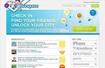 FourSquare  <br>  Eer btn dncelerinizi Facebok ve Twitter&#8217;dan paylamak zire yeterli gelmiyorsa, ite karnzda korkun sosyal paylam sitesi FourSquare. Nerede olduunuzu sylemek yerine cep telefonunuzdaki GPS cihazn kullanp adresi yaynlyorsunuz. Mahallenizdeki Starbucks&#8217;a en ok giden insan olmann dllendirildii kendini beenmilik nesline katlmann bir dier arac. 2009 ylnda lansman yaplan FourSquare&#8217;in u an bir milyon kullancs var. Yaknda 500 milyon kullancya erimesi planlanan Facebook&#8217;un yannda devede kulak kalr ancak btn sosyal paylam sitelerinde olduu gibi burada da rakamlar gn getike artyor