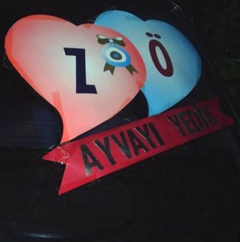 Kamyon ve minibslere yazlan yazlara alknz. Peki ya gelin arabalarndaki yazlara?