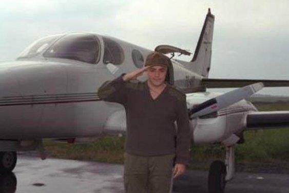 Burak Kut askerli�ini Isparta'da yapt�.