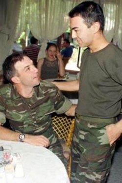 Serdar Orta� askerli�ini Sivas 5'inci Piyade Er E�itim Tugay Komutanl��� 178'inci Piyade Er E�itim Alay�'nda bedelli askerlik yapt�. Orta�'�n asker arkada�lar�ndan biri de Kaan Girgin'di.