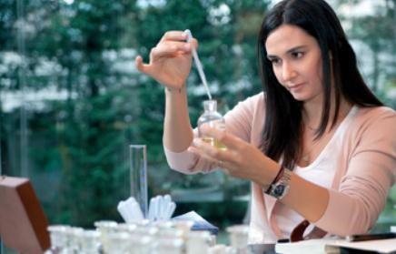 Aye Tolga da nce manken sonra oyuncu olaak adn duyurdu.