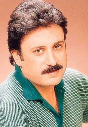 Artk eskisi kadar sinemayla i ie deil. Son olarak stanbul'un Anadou yakasnda bir kebap at.