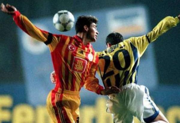 OLIVEIRA CAPONE (Sa bek)