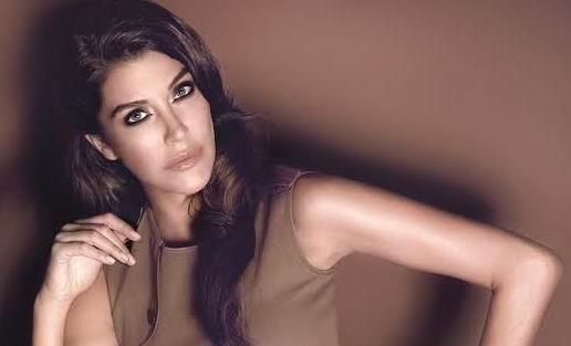 ocuk kyafetleri satan Chic Frog adl maazann sahibi.