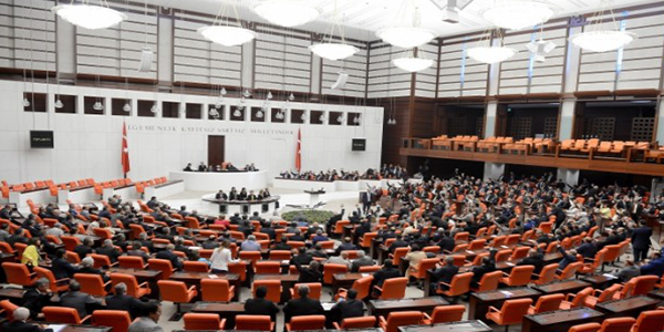 7 Haziran'da yaplacak genel seimlerde hangi ehir ka milletvekili karacak? YSK'nn aklad listeye gre 8 ilin vekil says deiti.