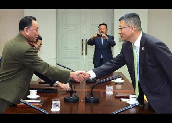 Masada oturanlarn ellerini birka santim ileri uzatmas snr ihlal edebilir, resmi olarak halen sava halinde olan iki lke arasndaki atekes de bylece bozulabilir.