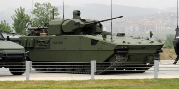 TULPAR<br>      Tulpar, A400M ile tanabilirlik, modler koruma yaps, elektronik alt yap ve dk siluet gibi teknik ve taktik zellikleri ile gelecein zrhl muharebe arac. Geni i hacmi, yksek tama kapasitesi ve esnek mimarisi ile gelecekte ortaya kabilecek zrh ve grev donanm ihtiyalarna cevap verebilecek genileme kapasitesine sahip