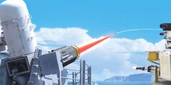 6 yl srecek projede iki ayr lazer silah retilecek. Drt yllk ilk fazn sonunda retilecek ilk lazer silah, hazr tedarik edilecek lazer sistemlerini kullanacak.