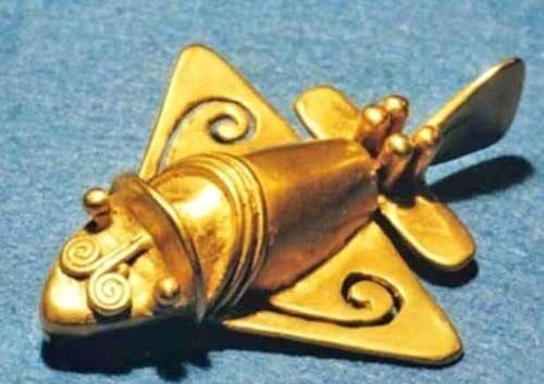 NL GENERALN KEMER TOKASI: M.S. 300'l yllarda len inli general ou ou'nun mezarnda 1956 ylnda bulunan kemerin tokas, yzde 85 orannda alminyumdan yaplm. Ama doada sadece bileik olarak bulunan alminyumun dier maddelerden ayrtrlarak tek bir madde olarak kullanlabilmesi ilk kez 19. yzylda mmkn olmutu.