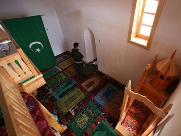 Bosna Hersek / Bosna`y fetheden Osmanl askerlerince ina edilen Kulat Cami