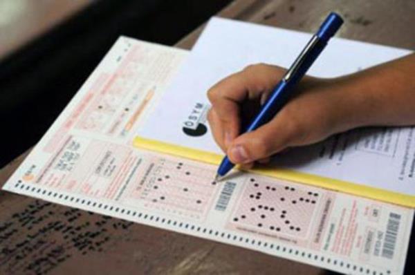 Snava girmek, gemiten kalma snavlar olduunu renmek: rencilik korkusu. Bazen de ar mkemmeliyetilerin baarszlk kaygs olarak yorulur.