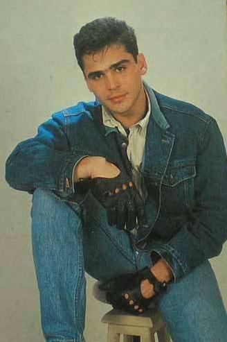 te 1980'lerin en yakkl yzlerinden biri daha.