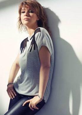 Kariyerine manken olarak balayan Ergen daha sonra arkcla yneldi.Ardndan oyunculuk geldi. zellikle Dad dizisiyle yldz iyice parlad.Ergen, son dnemde TV programlar ve mzie arlk veriyor.