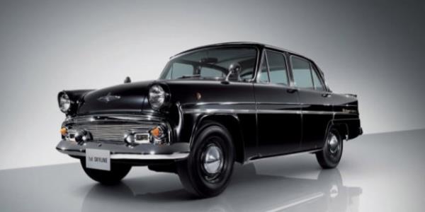 Araba markalarnn ilk ve en son karttklar dizaynlar arasndaki farklar grnce ok aracaksnz.. Nissan Skyline 1957