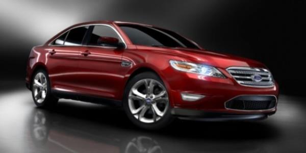 Ford Crown Victoria 2013