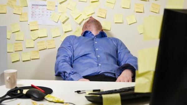 Ofis alanlarnn bilgisayar banda zaman nasl deerlendirdiini kayt altna alan uygulama DeskTime&#8217;n toplad veriler ve Hiroima niversitesi&#8217;nin aratrmalar birletiinde ortaya ilgin bir tablo kyor: