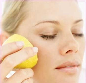 Yemeklerde, salatalarda, ayda hatta maskelerde bile kullanlan limon insan salna olan faydasyla bir nevi ila gibi.