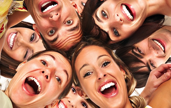 Gnde 15 dakika glmek size 40 kalori kaybettirebilir. Bu hesapla insan gnde 15 dakika glerek ylda yaklak 2 kilo kaybedebilir.