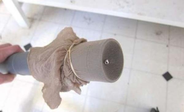 orap ya da baka bir ince bir ey, sprgeye takn, kolayca kpenizi ya da baka taklarnz kolay bolursunuz.