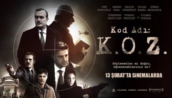 "Kod Ad: K. O. Z."<br>    Cem Kurtolu, Hakan Ural, Hazm Krmk, Tolga Karel, Gnay Musayeva, Yeim Al, skender Baclar, Turgay Tanlk, Mehmet epi, Ylmaz Guruda ve Nezih Tuncay gibi isimlerin oynad "Kod Ad: K. O. Z." izleyiciyle buluacak. Celal imen`in ynettii film, yarg ve polis tekilatlarndaki yaplanmalar, MT`ten basna yansyanlar, istihbarat mstearnn ifadeye arlmas, Gezi olaylar ile 17 ve 25 Aralk operasyonlarnn hedeflerini iliyor. Kalabalk bir teknik ekip ve oyuncu kadrosuyla ekilen film, "Hibir g ve yapnn Trkiye Cumhuriyeti Devleti`ni paralayamayaca" tezine dayanyor.
