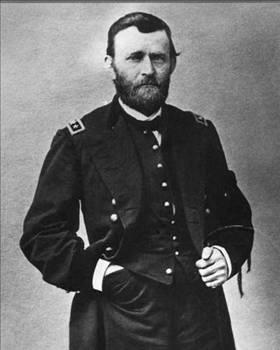 ifti  <br>    Ulysses S. Grant  <br>    ABD&#8217;nin 18. Bakan olan Ulysses S. Grant, genliinde bir iftiydi. Kaynpederinden kalan topraklar deerlendirmeye alyordu, fakat bu meslekte geirdii birka sene iinde, gerek kuraklk, gerekse fazla yamur yznden baarsz olmu, mahsulleri zarar grd iin ok da para kaybetmiti. Son olarak iftliinin yaknnda kan yangn, bardaktaki son damlay da tard: Grant artk iftilik yapmayacakt