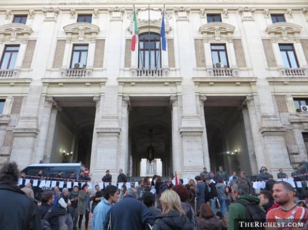 7-talya<br>    lke borcunun GSMH'ya oran %130