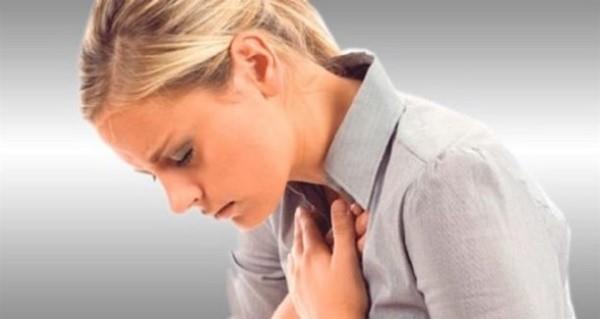 Zehirlenmenin belirtileri, ishal, mide kramplar ve mide bulantlar, ate ve halsizlik...