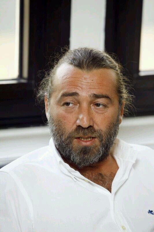 brahim Seten @ibrahimseten<br>    fernandao'nun hareketi tekvandoda bile krmz kart.. ama saryla geitirildi.. bi' beiktal yapsa kesin atlrd..