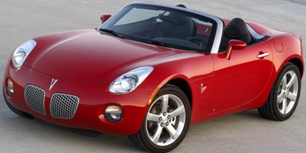 Pontiac:  <br>  ABD'li nl marka ismini 1700'l yllarda yaayan Kzlderili efi Pontiac Obwandiyag'dan almtr.