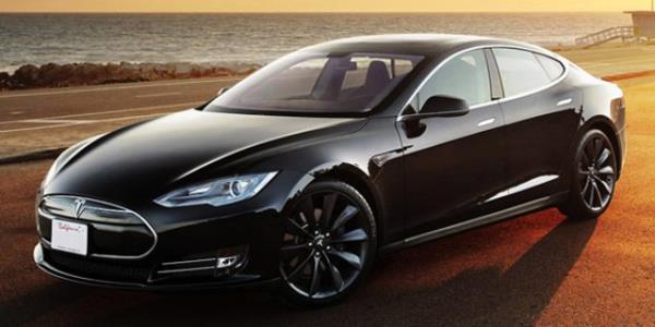 Tesla:  <br>  ABD'li elektrikli spor otomobil reticisi ad iin nl mucit Nicola Tesla'dan esinlenilmitir.