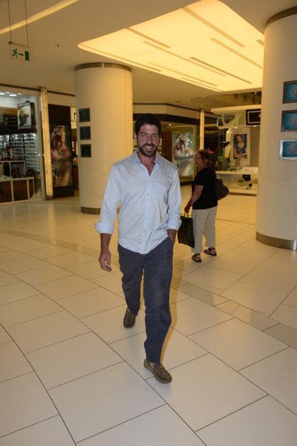 Bir Saint Benoit mezunu da Cemal Hnal.